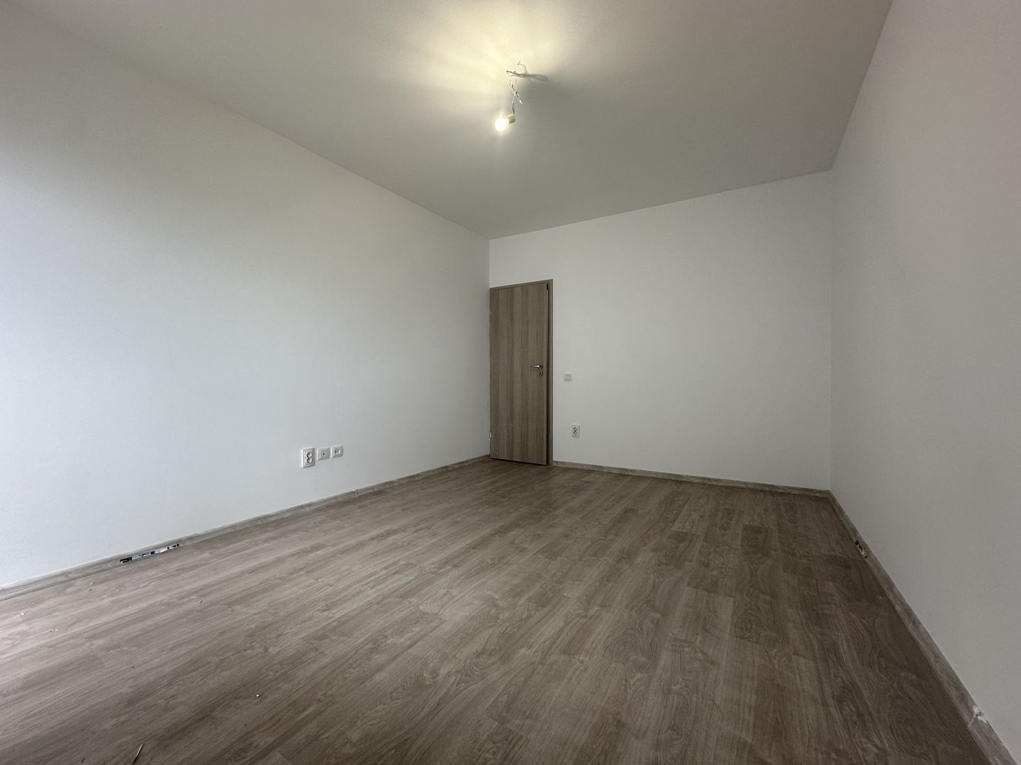 Garsoniera | Bucatarie Inchisa | Zona Leroy Merlin - Poză 3