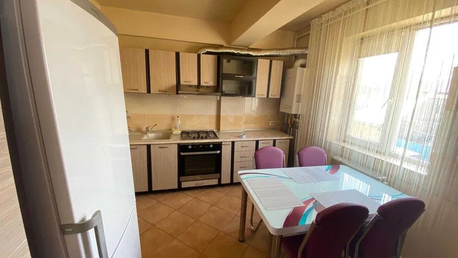 Apartament 2 camere in zona Fundeni cu loc de parcare si centrala proprie - Poză 4