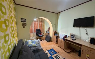 3 decomandate, etaj 2/4, centrala termica, Rovine - 157 000 Euro - Poză 6