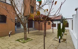 Vilă de lux cu două locuințe, în Dumbrăvița – Locație Excelentă! - Poză 46