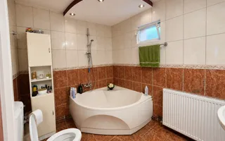 Casă cu 2 apartamente 5 camere 140 mp utili curte 289 mp in Turnișor - Poză 11