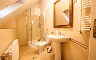 Vanzare | Apartament Tip Vila | Marasesti | Renovat Complet - Poză 13