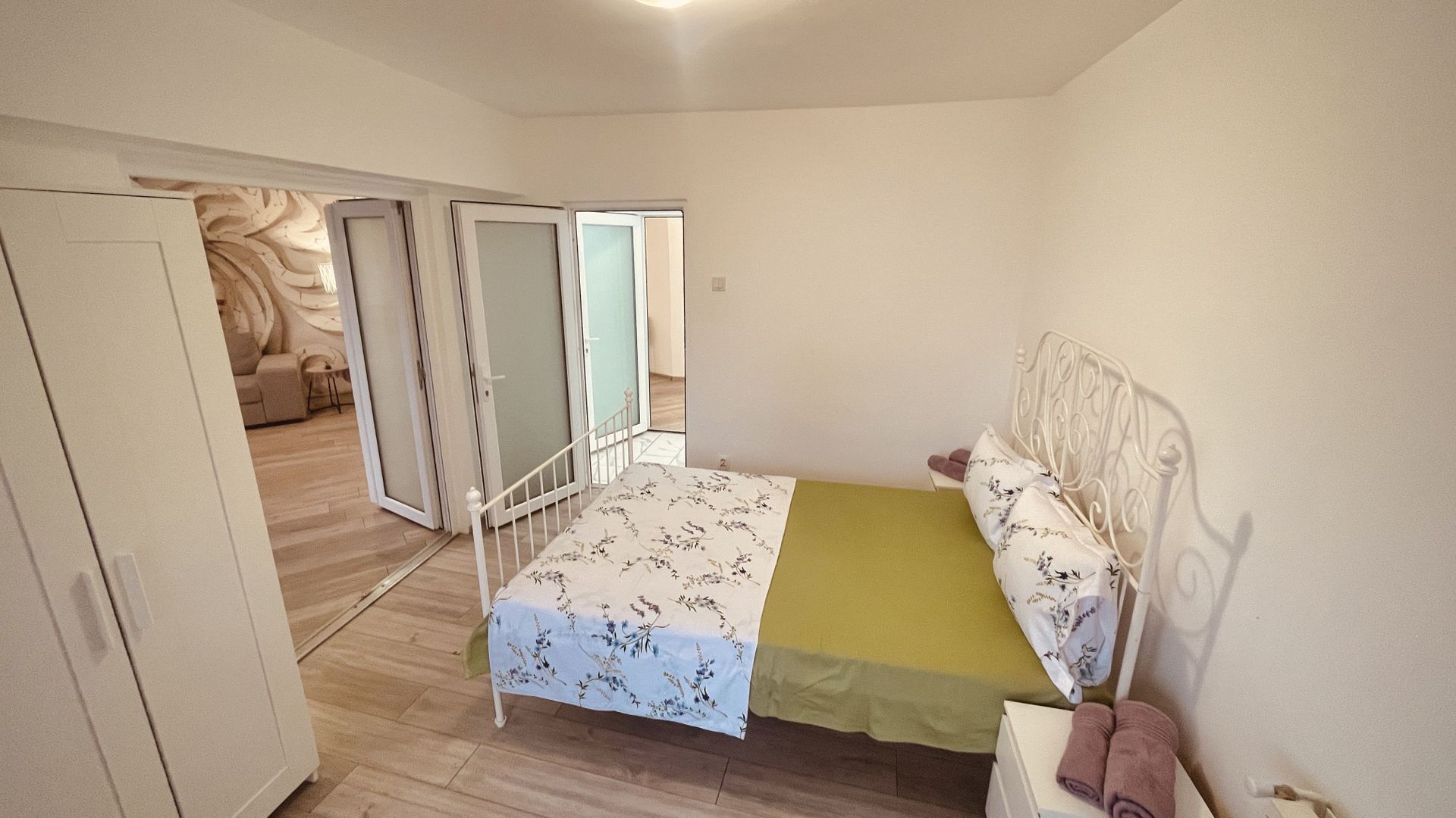Apartament de vanzare 3 camere Sfânta Vineri- Tribunal - Poză 9