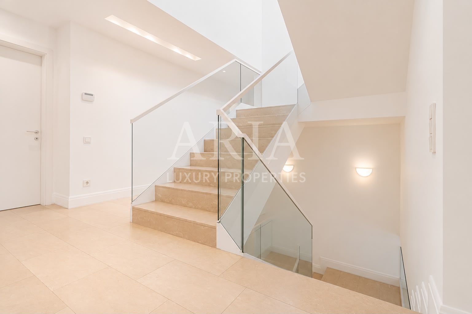 OXFORD GARDENS -  LUXURY GATED COMMUNITY - POOL - TENNIS COURT - PLAYGROUND - Poză 8