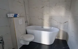 Casă modernă de lux – 4 camere, teren 373 mp, curte amenajată - Poză 11