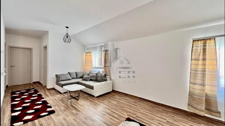 Apartament cu 3 camere in vila! - Poză 2