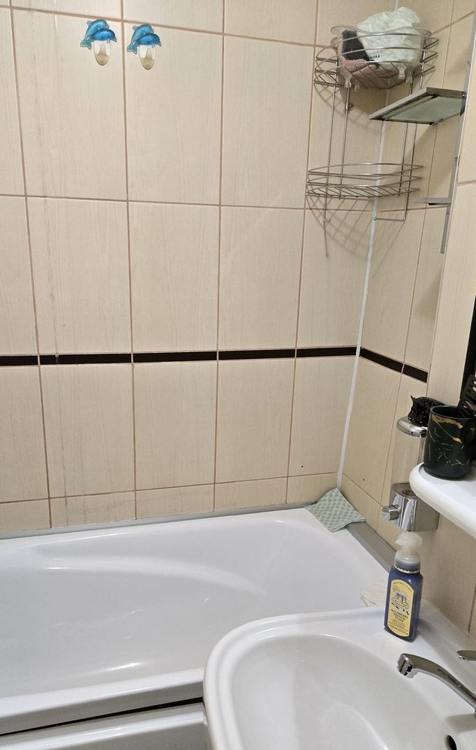Apartament 2 camere de vanzare  ADP, bloc reabilitat, Drumul Taberei - Poză 2