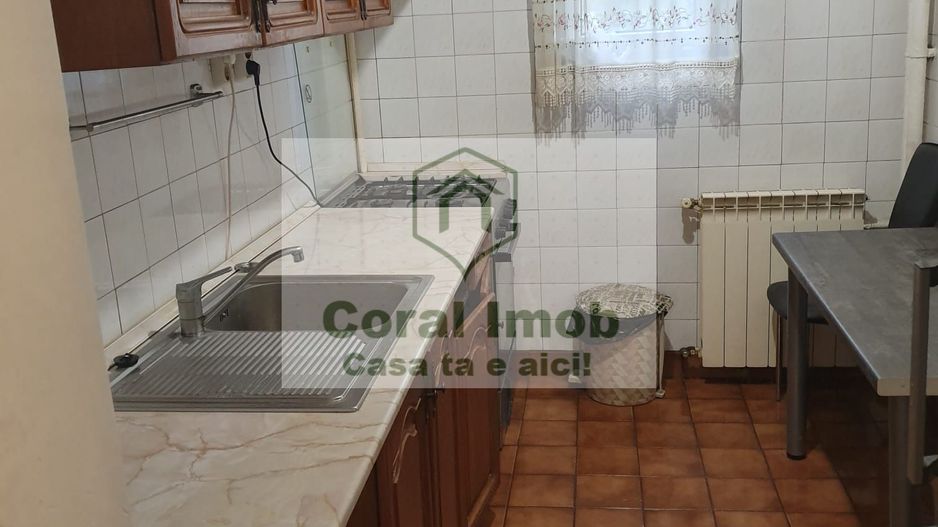 Vanzare un apartament de  2 camere in zona Obor, - Poză 7