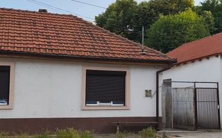 Refugiul la marginea pădurii in Orșova, pe malul Dunării - Poză 3