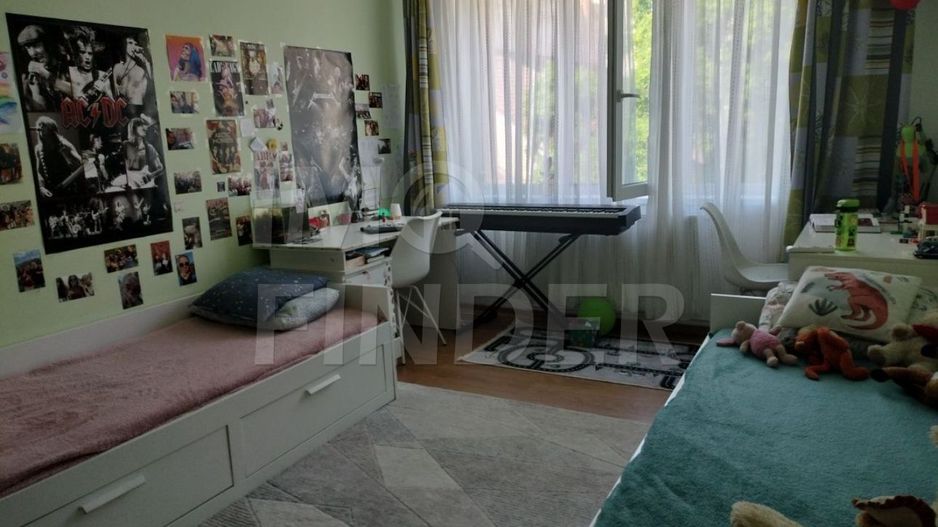 Vânzare 2 camere, etaj 1, zona Horea - Poză 2