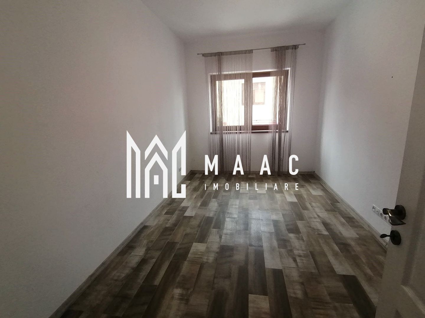 Casa individuala 5 camere I 2 bai I Garaj I Lazaret - Poză 6