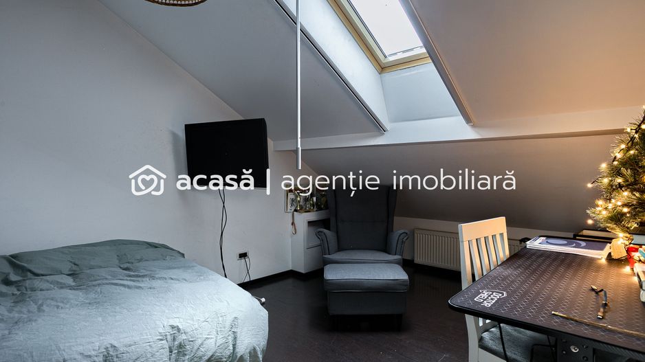 PROPRIETATE VÂNDUTĂ Apartament tip Penthouse în spate la Ziridava - Poză 6