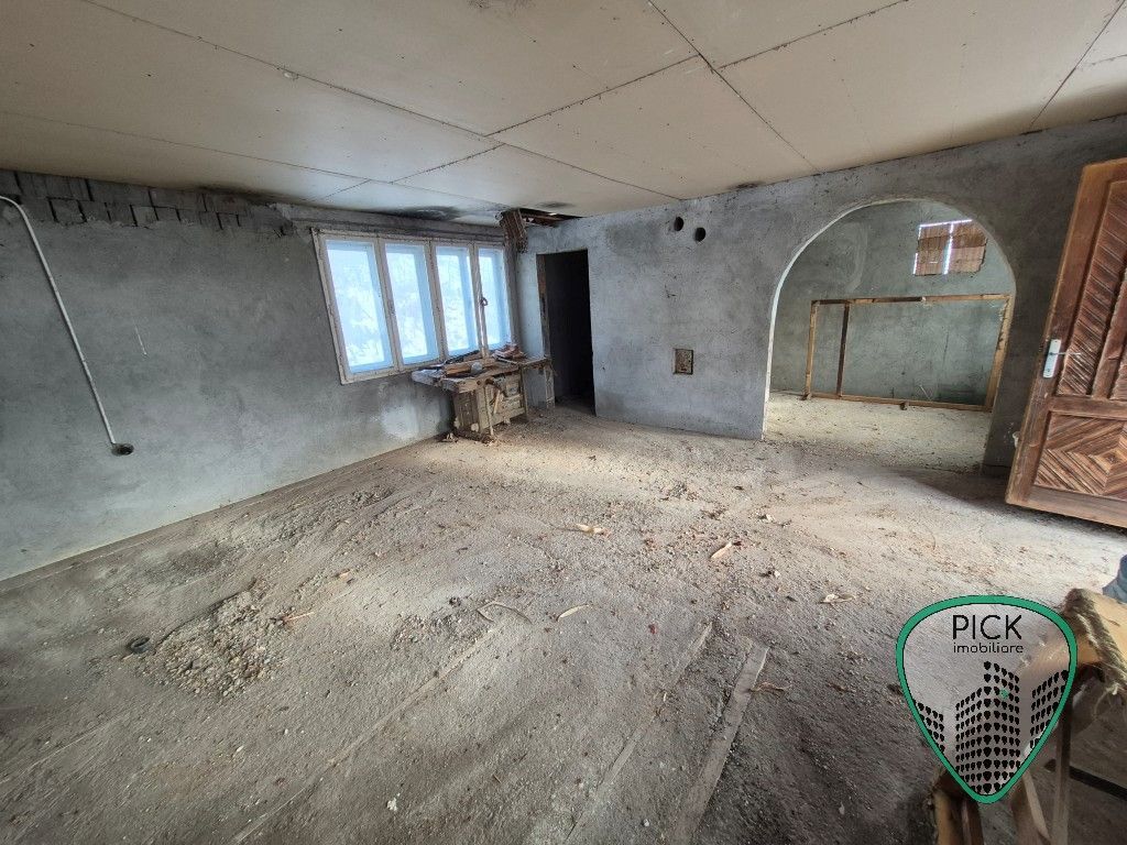 P 1162 - Casă cu 2+1 cameră în Târgu Mureș, Unirii, zona Remetea - Poză 4