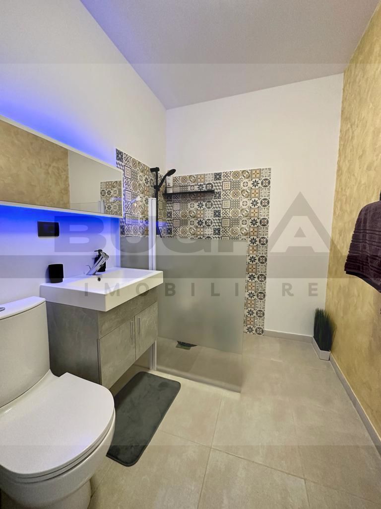 Apartament 2 camere, balcon, parcare, zona Teilor - Poză 8