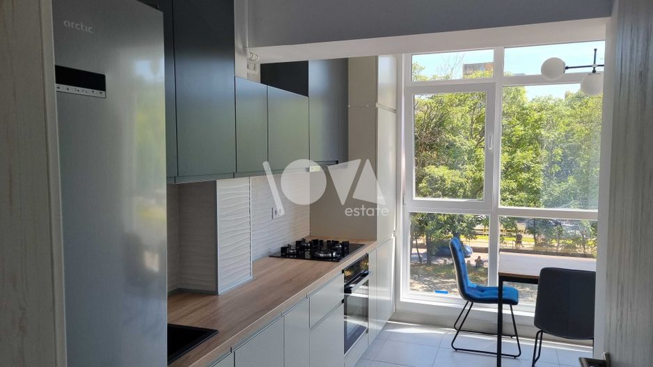 De închiriat: apartament 3 camere + 2 parcari - Granvia Lujerului - Poză 6