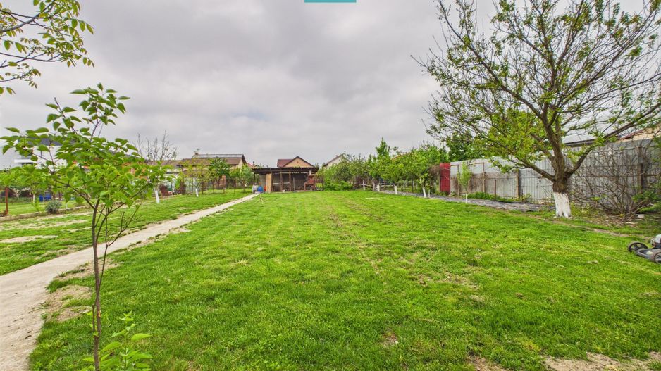 Vilă cu 8 camere în Săcălaz, zonă Centrală - Poză 22