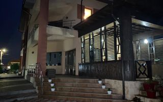 Casa lux P+E+M cu o panoramă impresionantă - Poză 3