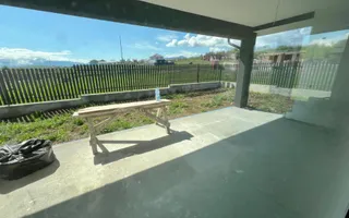Casa individuala generoasa 5 camere, carport si pivnita curte 500 mp - Poză 14