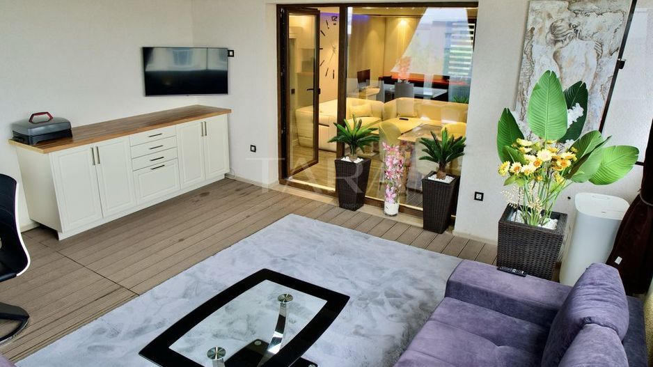 Penthouse Luxos. Terasă Panoramică. Priveliste Spectaculoasa. - Poză 4