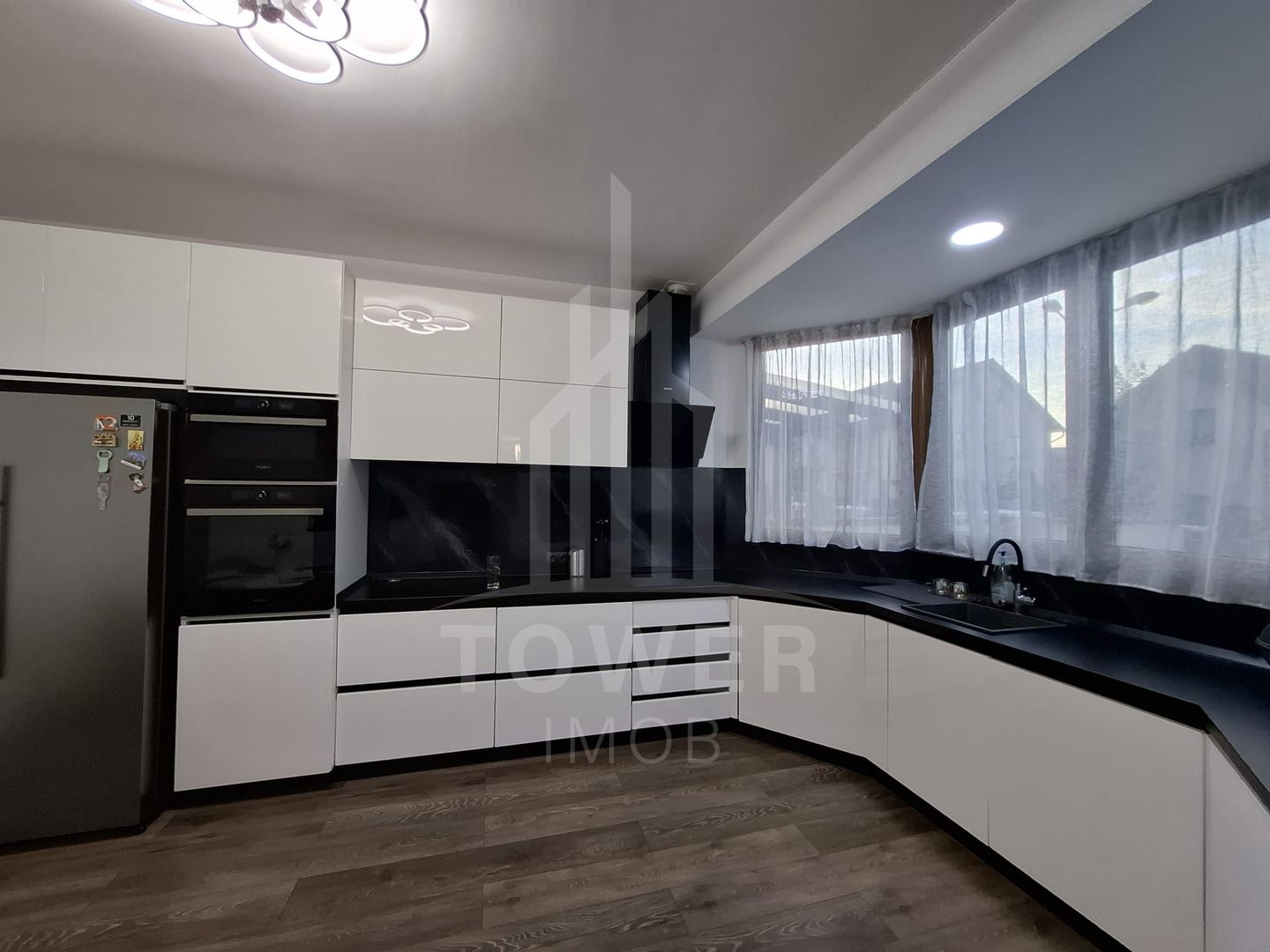 Casă de lux de vânzare – Cartierul Tineretului - Poză 8