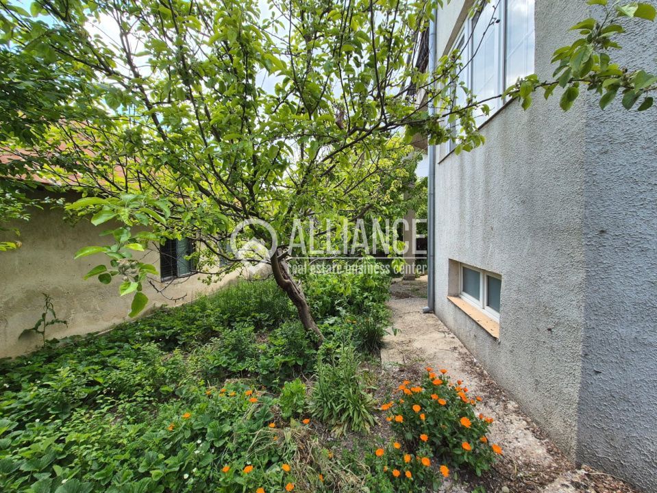 TECHIRGHIOL (COD 02)-  Vilă 10 camere ultracentrala - Poză 15