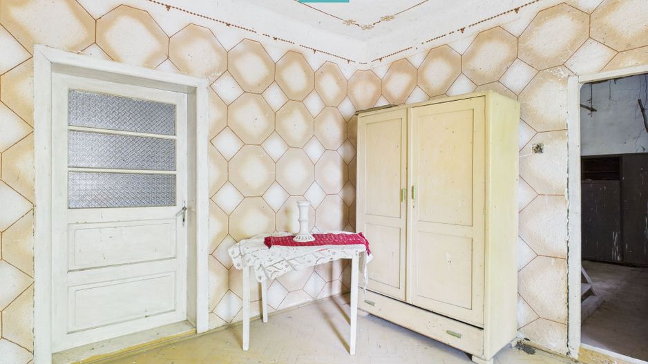 Casă cu teren de 2171 mp, zona centrală Șimand - Poză 4