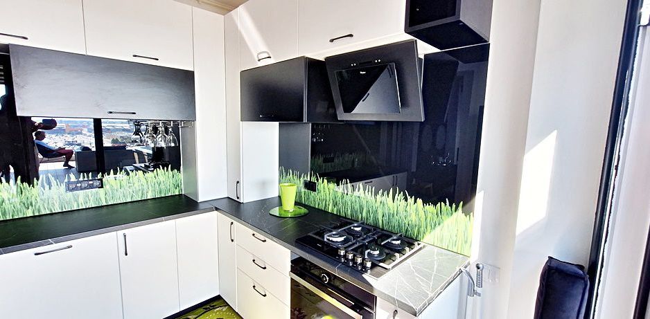 Penthouse cu terasa si jacuzzi in zona Coresi 2000 euro/luna - Poză 22