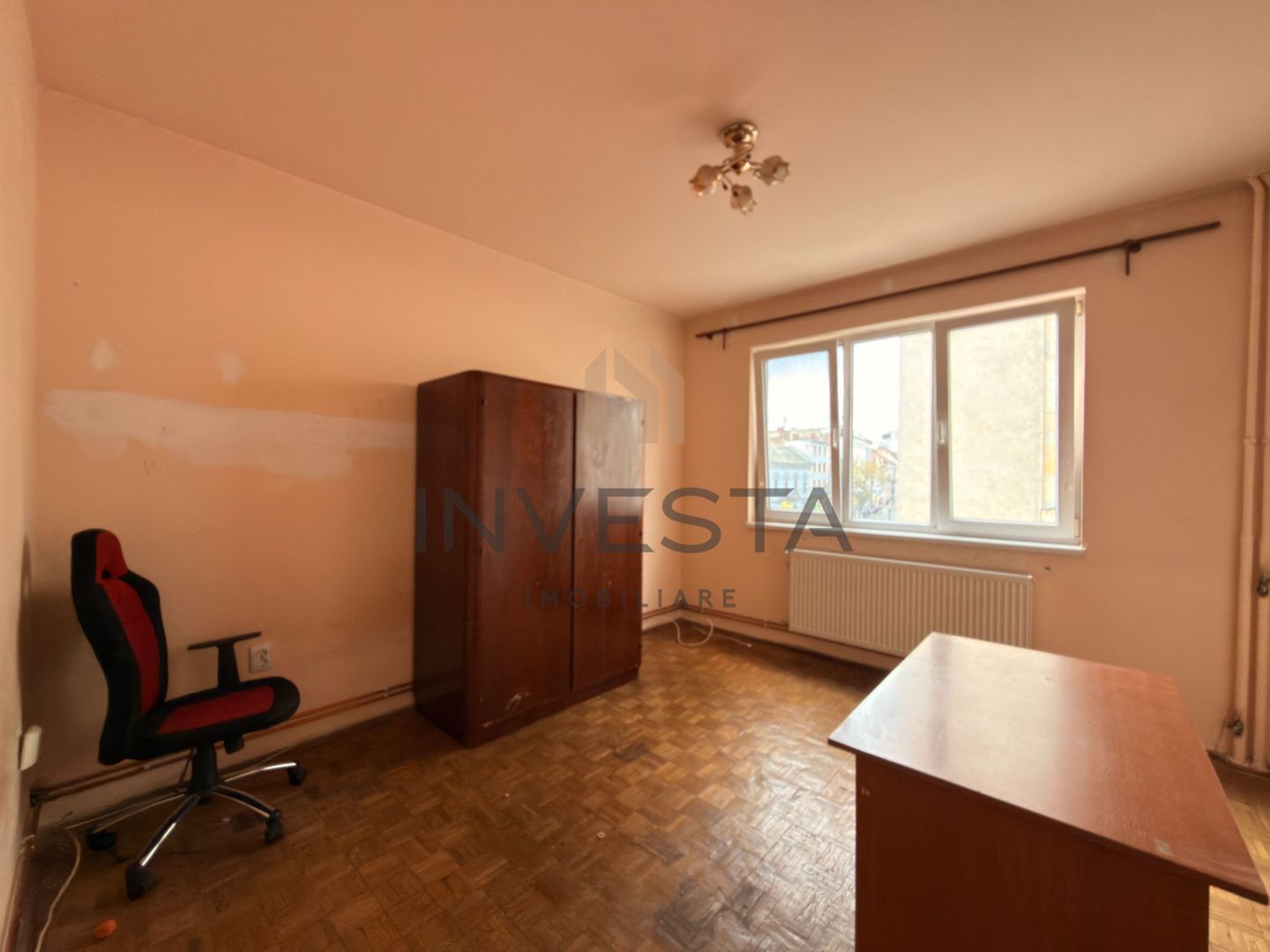 Apartament cu 2 camere decomandate, etaj intermediar, Pta M. Viteazu! - Poză 10