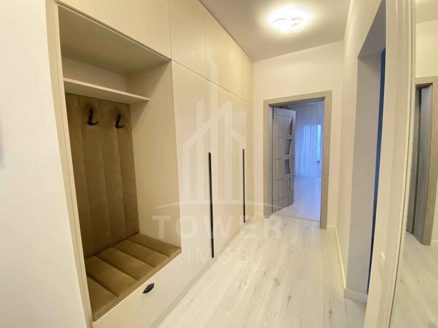 Penthouse premium de închiriat cu 2 terase – confort și eleganță - Poză 13