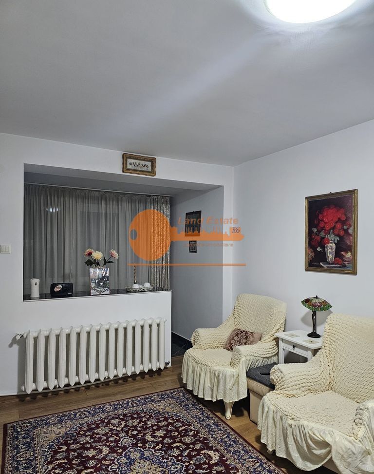 2 camere la 400m de metrou Favorit - Poză 3