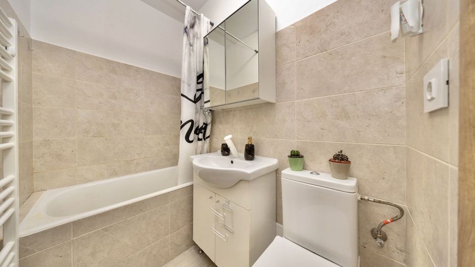 Apartament modern cu 2 camere, Noua, Etaj intermediar - Gata de locuit - Poză 12