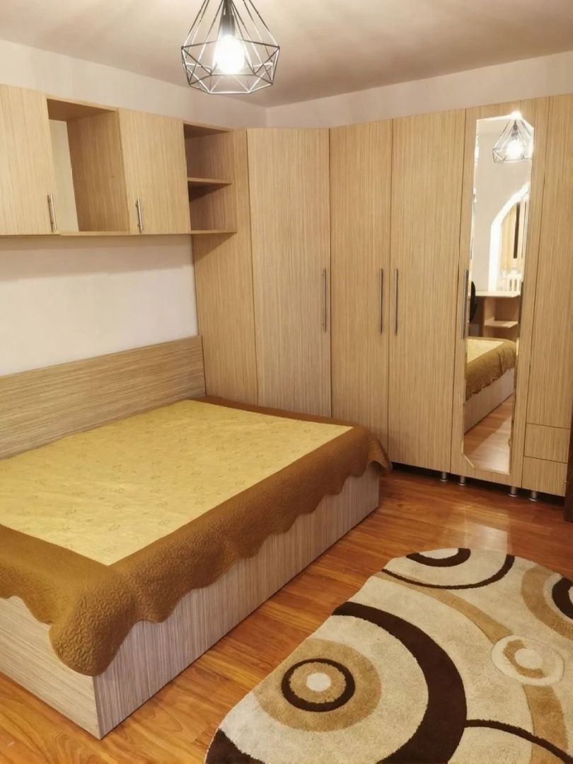 Închiriez garsonieră in cartierul Rovine - Poză 2