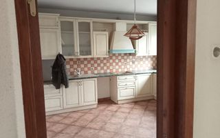 Casa perfectă pentru tine și afacerea ta – zona Casa Sindicatelor! - Poză 43