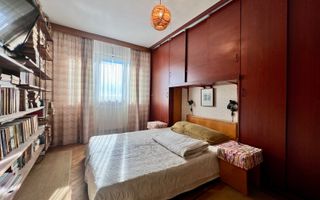 Apartament de 4 camere, 79mp, etaj intermediar, zona "La Terenuri" - Poză 4