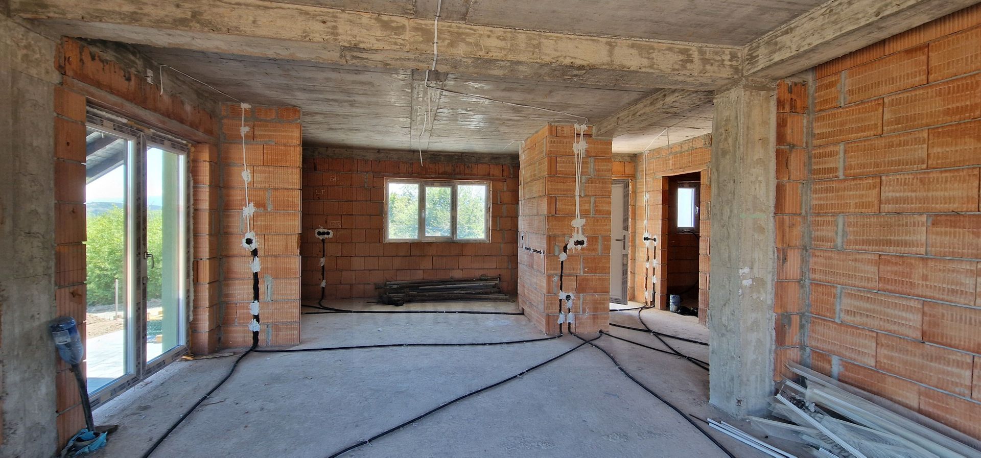 Casa individuala 5 camere teren 504 mp interior alb carport Selimbar - Poză 9