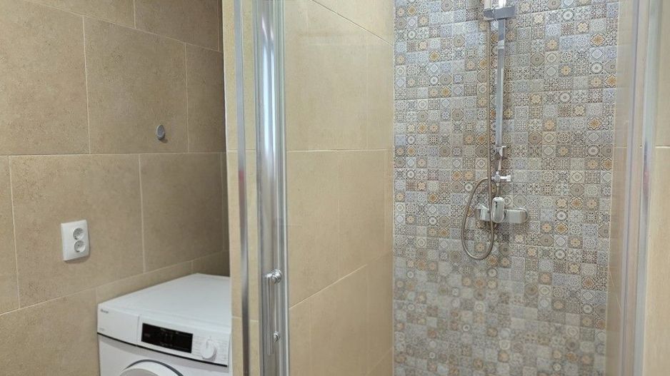 CASA P+1E mobilată și utilată, curte proprie 122 mp, zona Moara Grecilor; - Poză 11