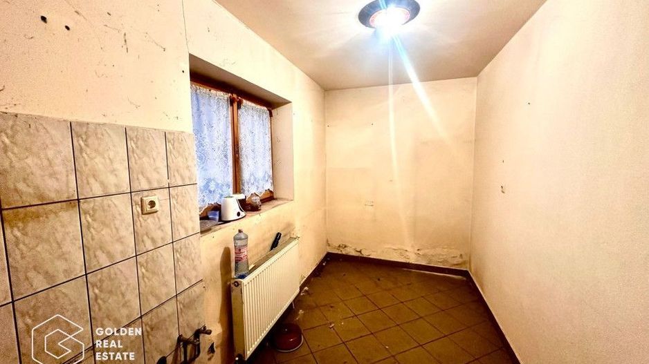 Teren 530 mp cu utilitati, constructie 3 camere cu centrala proprie,zona Poltura - Poză 11