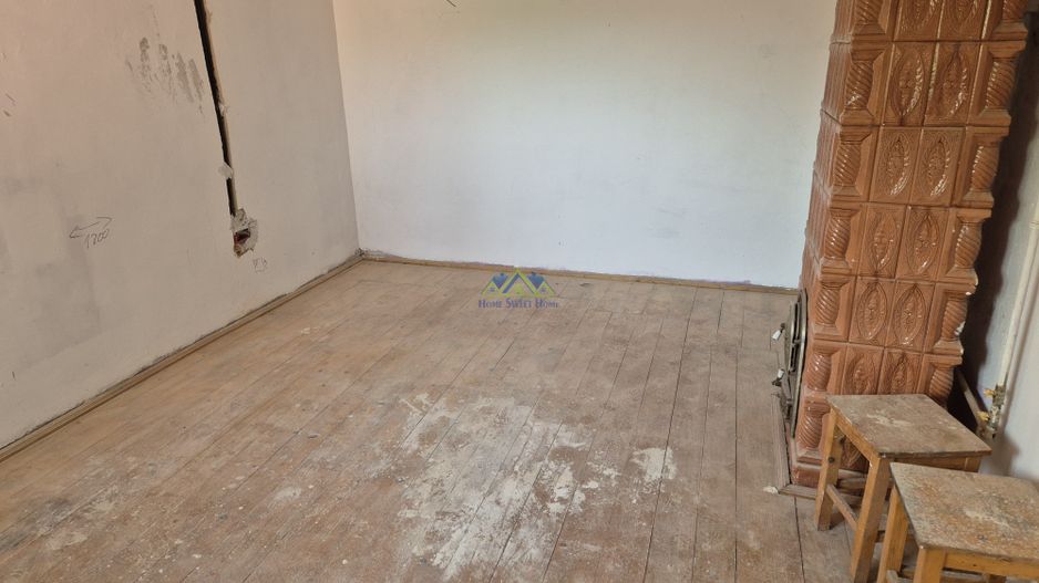Vand casa 3 camere, garaj, curte, baie si buc, zona Gh. Apostol, 277mp - Poză 8