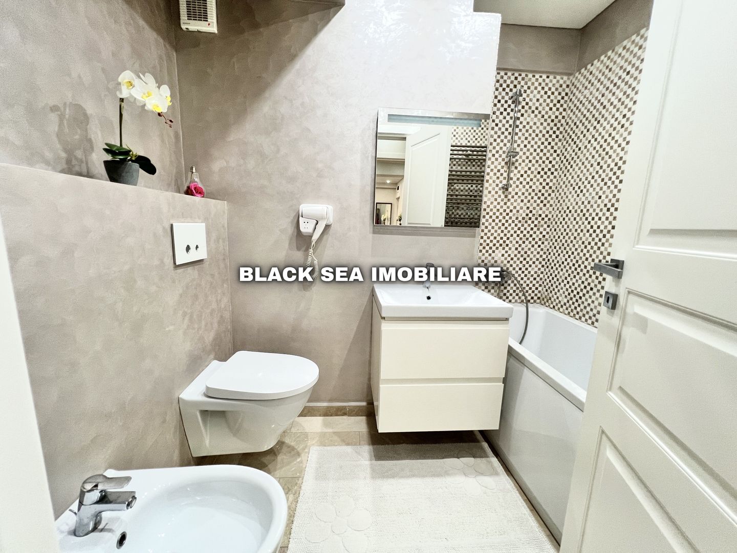 Apartament 3 camere, 2 băi + loc de parcare, Tomis Plus - Ocazie Unica - Poză 14