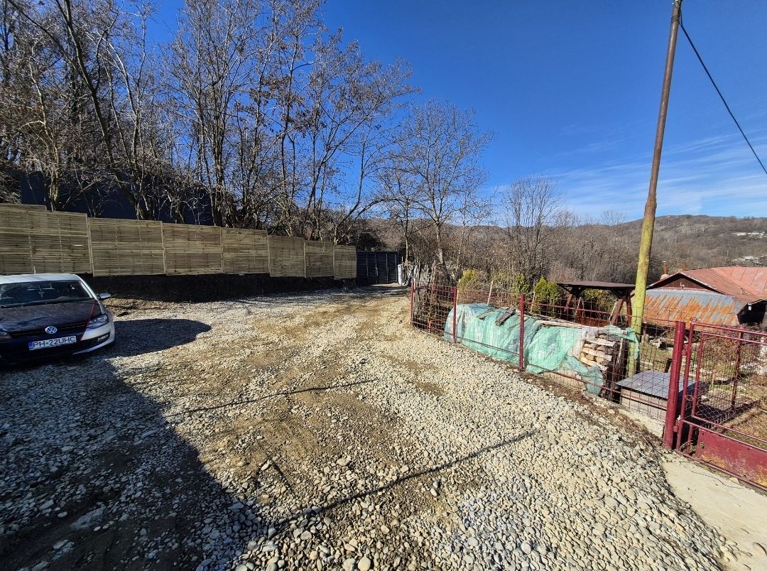 Teren intravilan 3526 mp cu vedere superba catre munte! - Poză 8