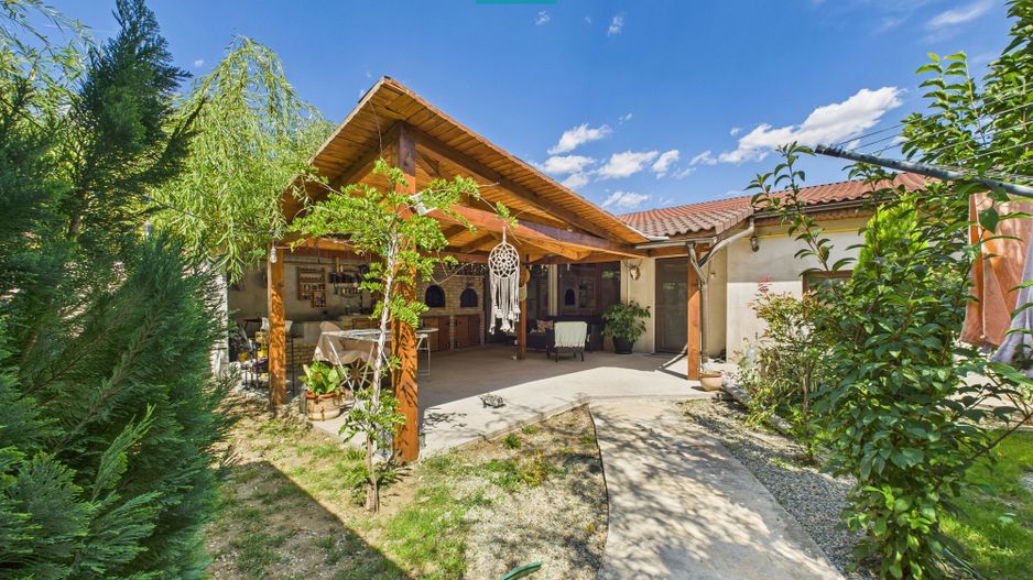 Casa la cheie în Nadab - Poză 3