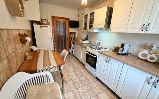 Apartament 2 Camere, Decomandat, Etaj 2, Complet Mobilat si Utilat - Poză 2