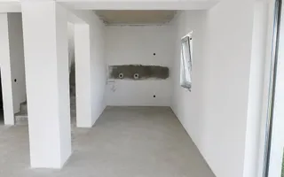 Vila individuala P+1E | 4 camere | 3 bai - Incalzire prin pardoseala - Poză 13