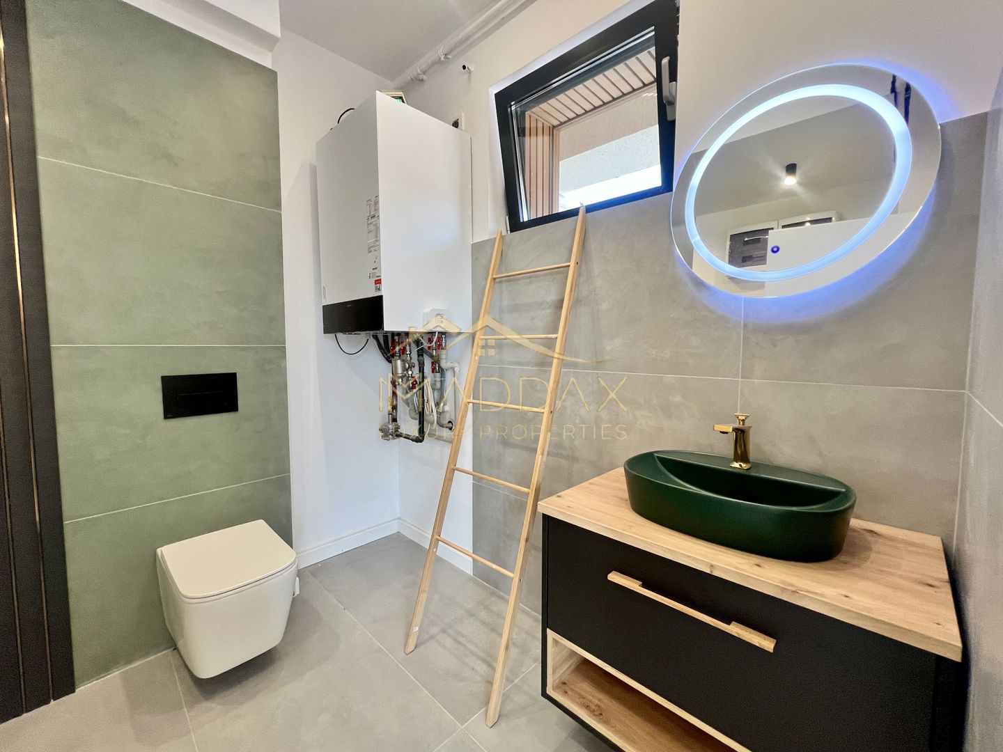 Vilă **6 camere  **451mp // Zona Iancu Nicolae - Poză 103