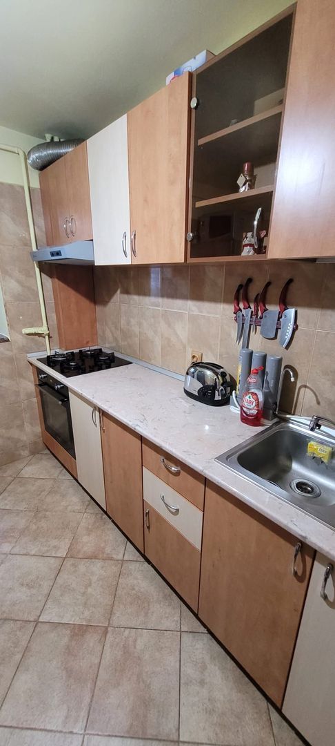 AP. 3 CAMERE DRISTOR, BLOC REABILITAT, CENTRALA PROPRIE, METROU 5 MIN - Poză 6