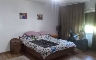 Casă cu garaj, panouri solare și încărcare auto electrică- Zalău - Poză 10