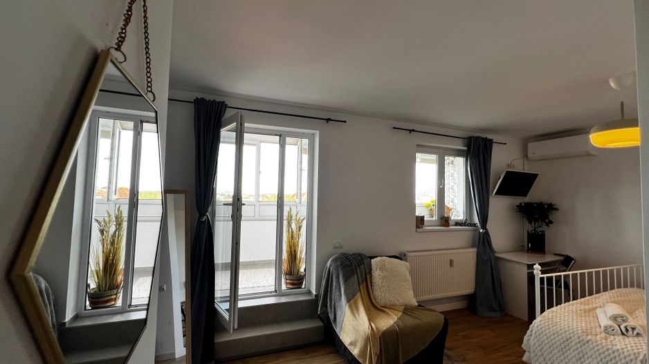 Studio renovat | Piata Victoriei | Terasă 10 mp | Fără risc seismic - Poză 4