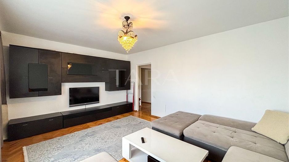 Apartament 3 camere decomandat, cu 2 garaje, în Mănăștur – zona Penny. - Poză 4