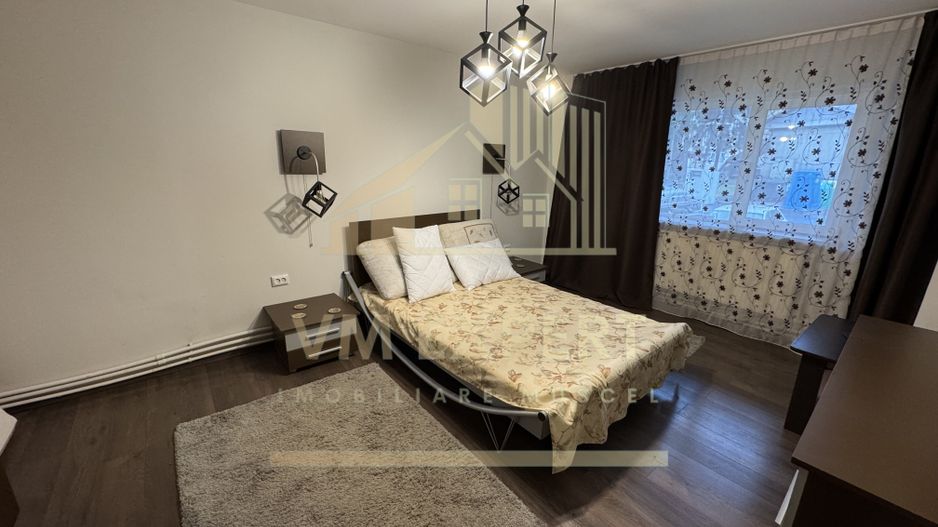 APARTAMENT 3 CAMERE PARTER ZONĂ ULTRACENTRALĂ CAMPULUNG - Poză 2