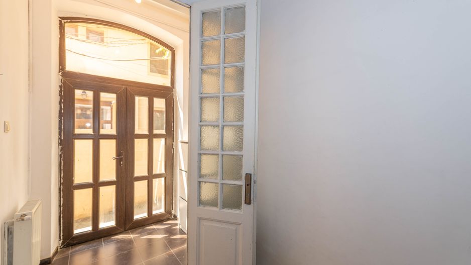 Apartament 3 camere de vanzare, in vila, 83 mp - Poză 7